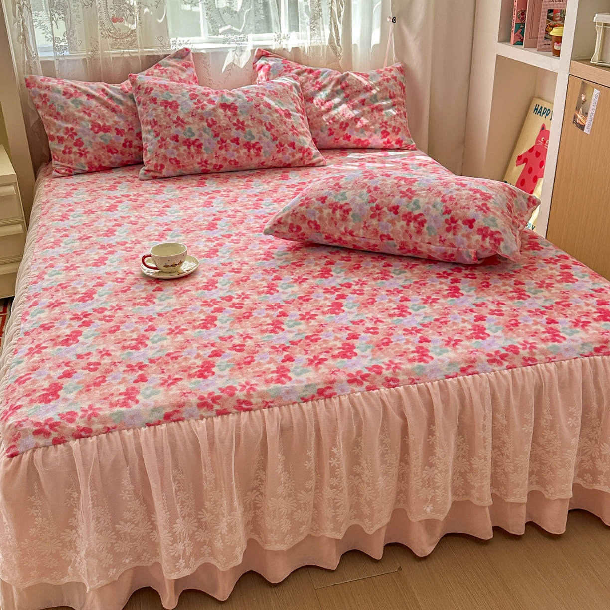 91家纺网 家纺一手货源 找家纺 老K (原美阁） 2025新款蕾丝床裙款牛奶绒三件套单品双层床裙牛奶绒 蕾丝-繁花