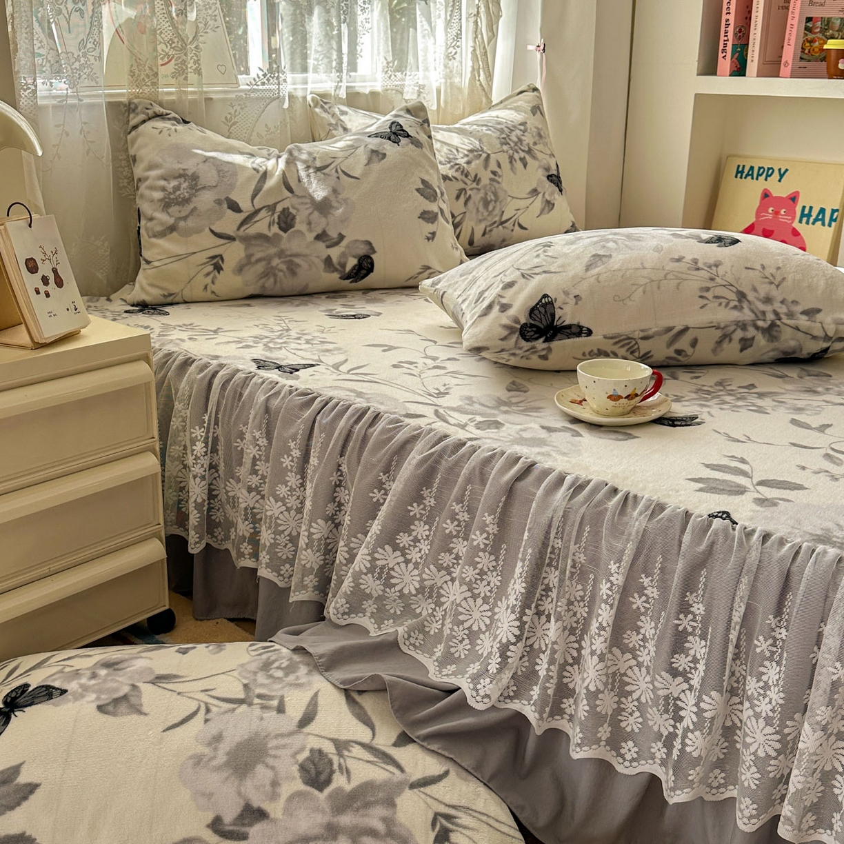 91家纺网 家纺一手货源 找家纺 老K (原美阁） 2025新款蕾丝床裙款牛奶绒三件套单品双层床裙牛奶绒 蕾丝-奥黛丽