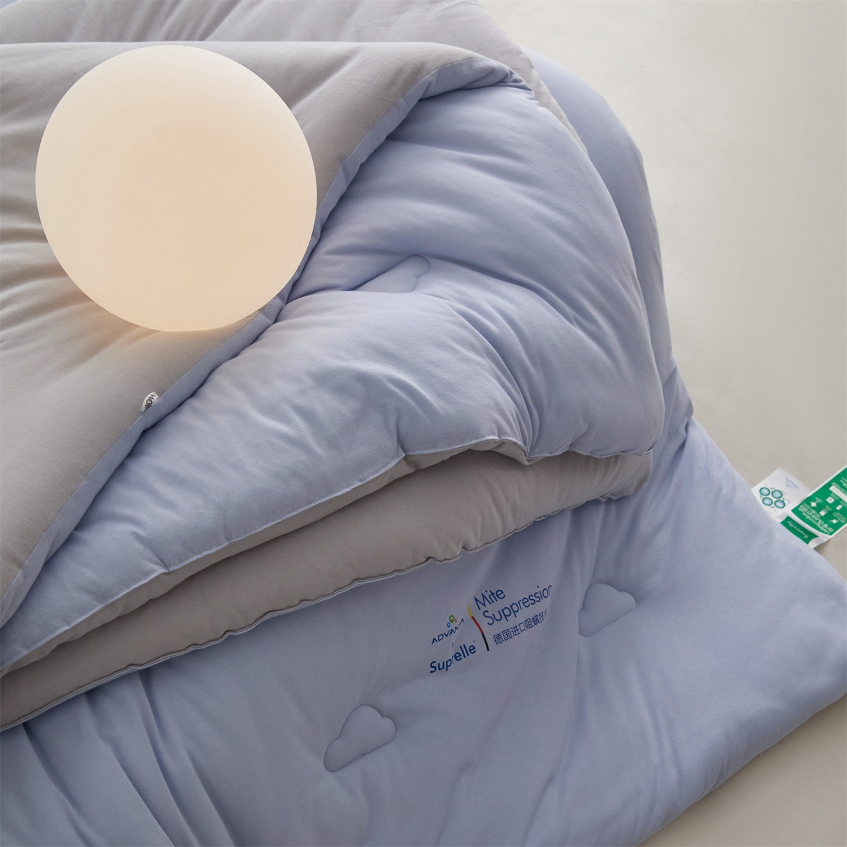 91家纺网 家纺一手货源 找家纺 头等舱 2025新款全棉A类针织 零压 深睡 德国ADVANSA 抗菌 100%阻螨低致敏秋冬被（空镜图） 蓝莓糖霜