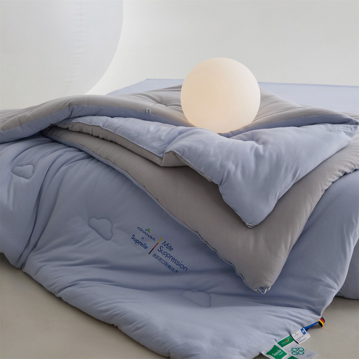 91家纺网 家纺一手货源 找家纺 头等舱 2025新款全棉A类针织 零压 深睡 德国ADVANSA 抗菌 100%阻螨低致敏秋冬被（空镜图） 蓝莓糖霜