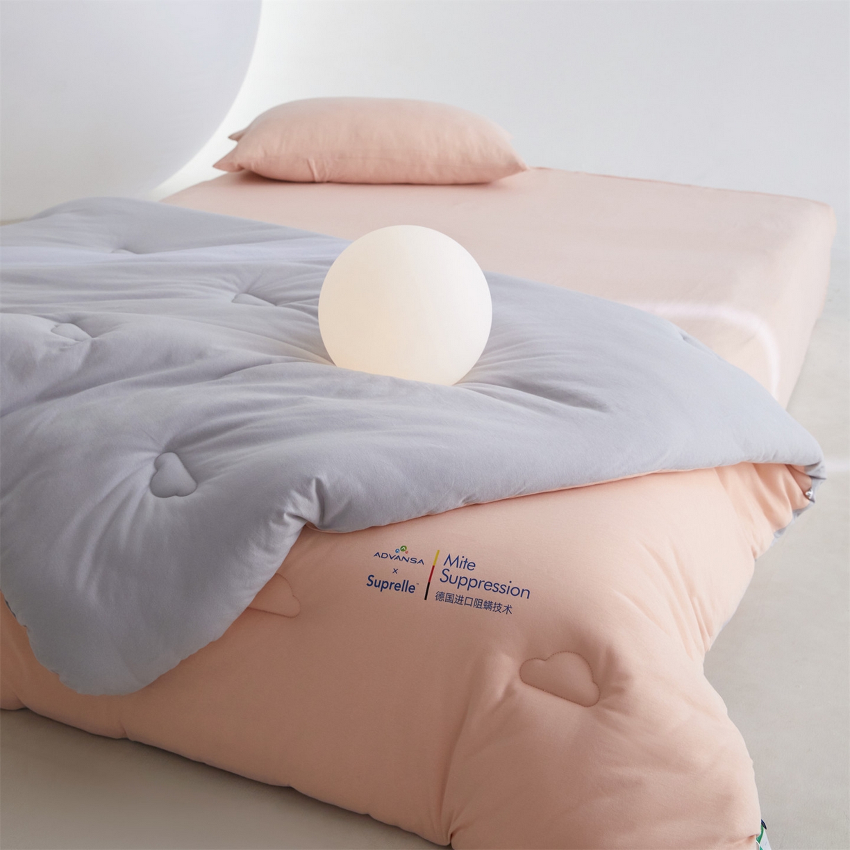 91家纺网 家纺一手货源 找家纺 头等舱 2025新款全棉A类针织 零压 深睡 德国ADVANSA 抗菌 100%阻螨低致敏秋冬被（空镜图） 蜜桃糖霜