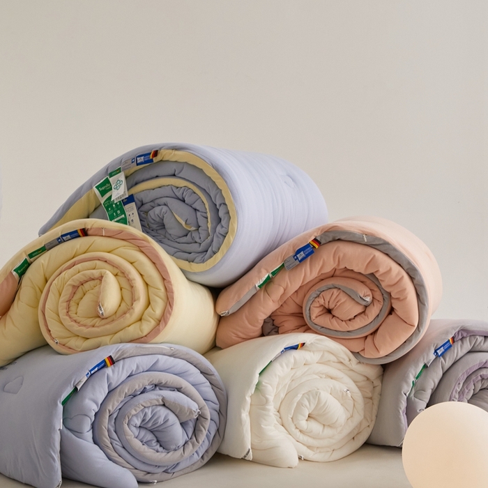 91家纺网 家纺一手货源 找家纺 （总）头等舱 2025新款全棉A类针织 零压 深睡 德国ADVANSA 抗菌 100%阻螨低致敏秋冬被（空镜图）,蓝莓乳酪,蓝莓糖霜,蜜桃糖霜,乳酪蜜桃,舒芙蕾白,糖霜芋泥,配包装