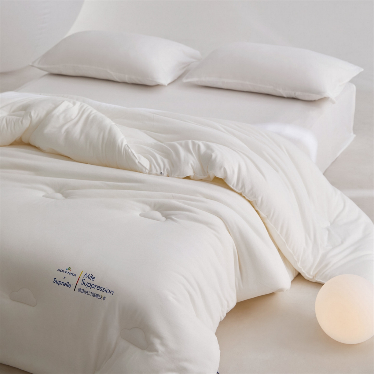 91家纺网 家纺一手货源 找家纺 头等舱 2025新款全棉A类针织 零压 深睡 德国ADVANSA 抗菌 100%阻螨低致敏秋冬被（空镜图） 舒芙蕾白