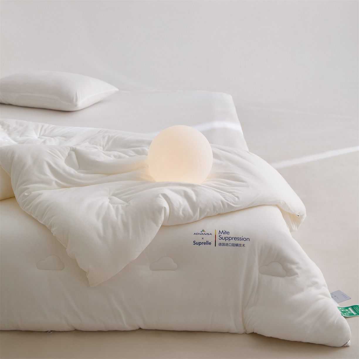 91家纺网 家纺一手货源 找家纺 头等舱 2025新款全棉A类针织 零压 深睡 德国ADVANSA 抗菌 100%阻螨低致敏秋冬被（空镜图） 舒芙蕾白