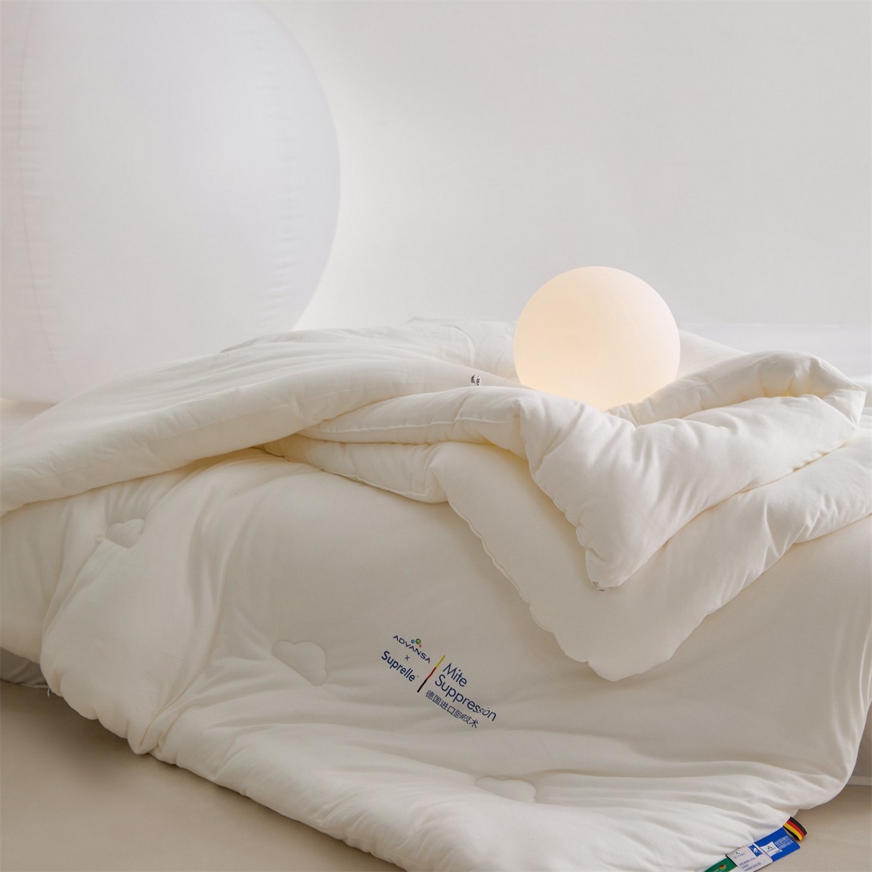 91家纺网 家纺一手货源 找家纺 头等舱 2025新款全棉A类针织 零压 深睡 德国ADVANSA 抗菌 100%阻螨低致敏秋冬被（空镜图） 舒芙蕾白