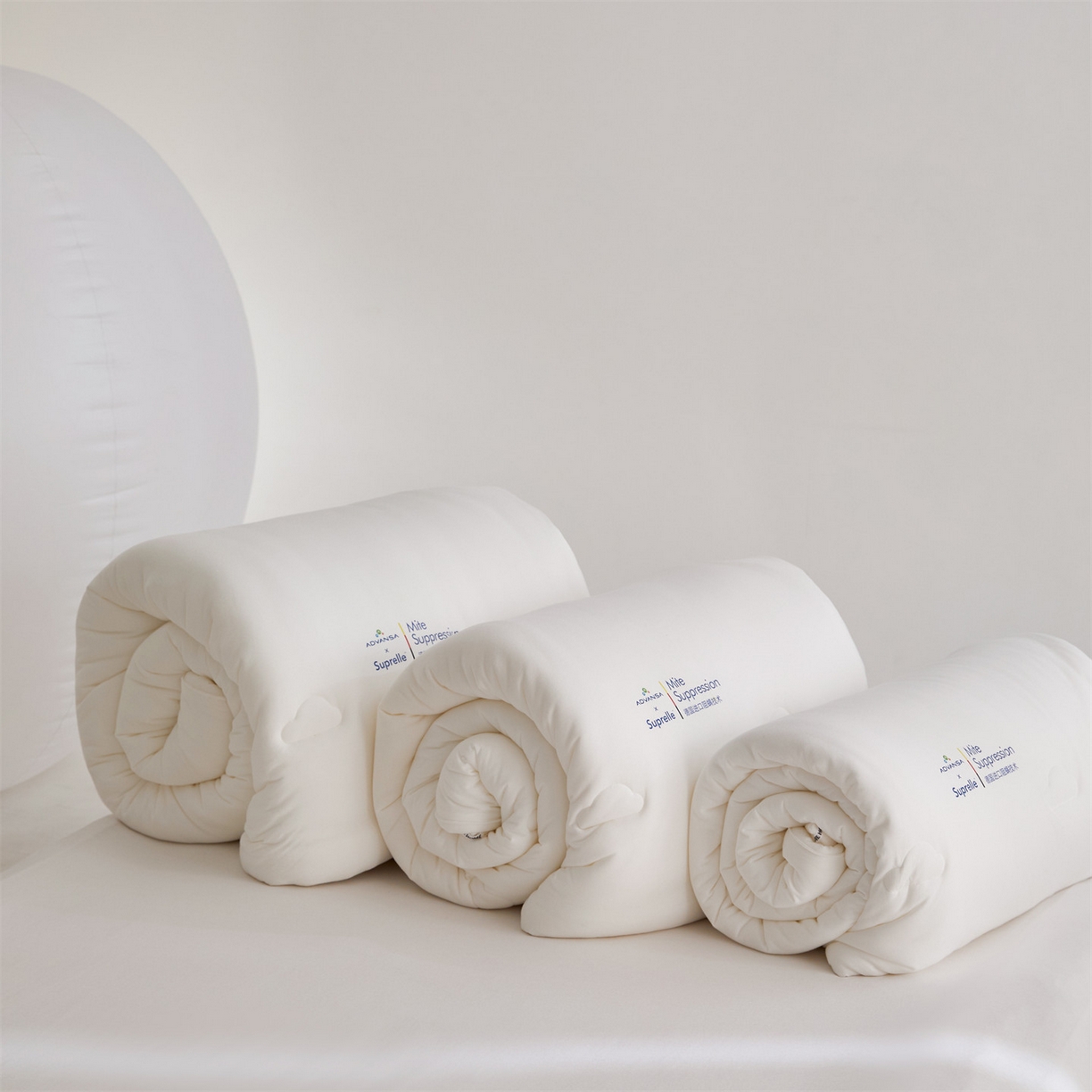 91家纺网 家纺一手货源 找家纺 头等舱 2025新款全棉A类针织 零压 深睡 德国ADVANSA 抗菌 100%阻螨低致敏秋冬被（空镜图） 舒芙蕾白