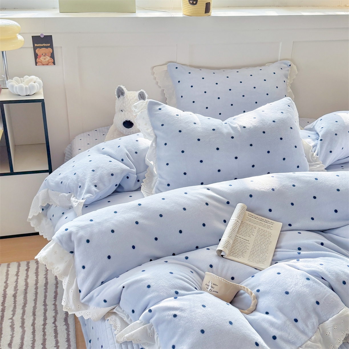 91家纺网 家纺一手货源 找家纺 欧尚 2025新款牛奶绒花边床盖四件套 蓝点点