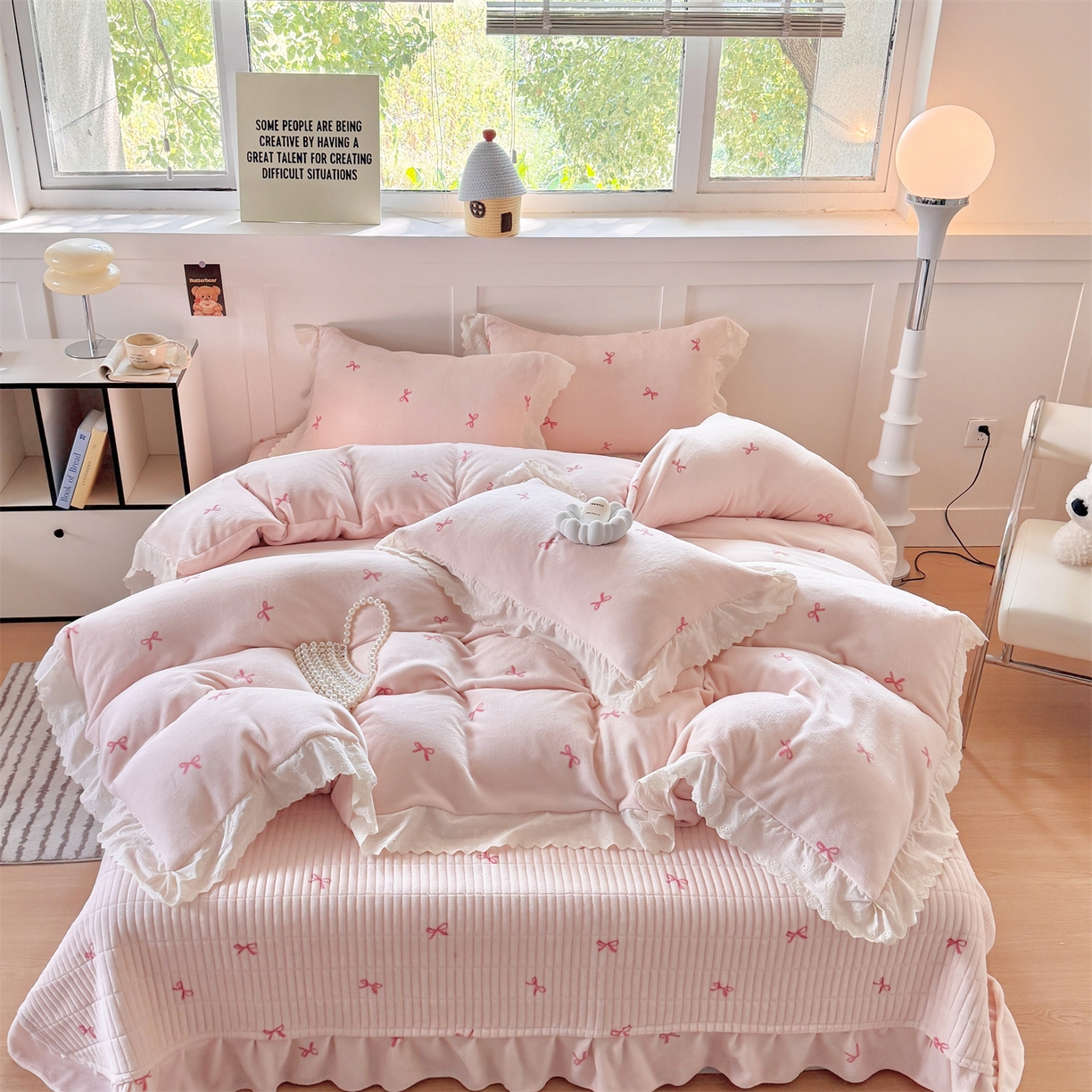 欧尚 2025新款牛奶绒花边床盖四件套 仙女粉