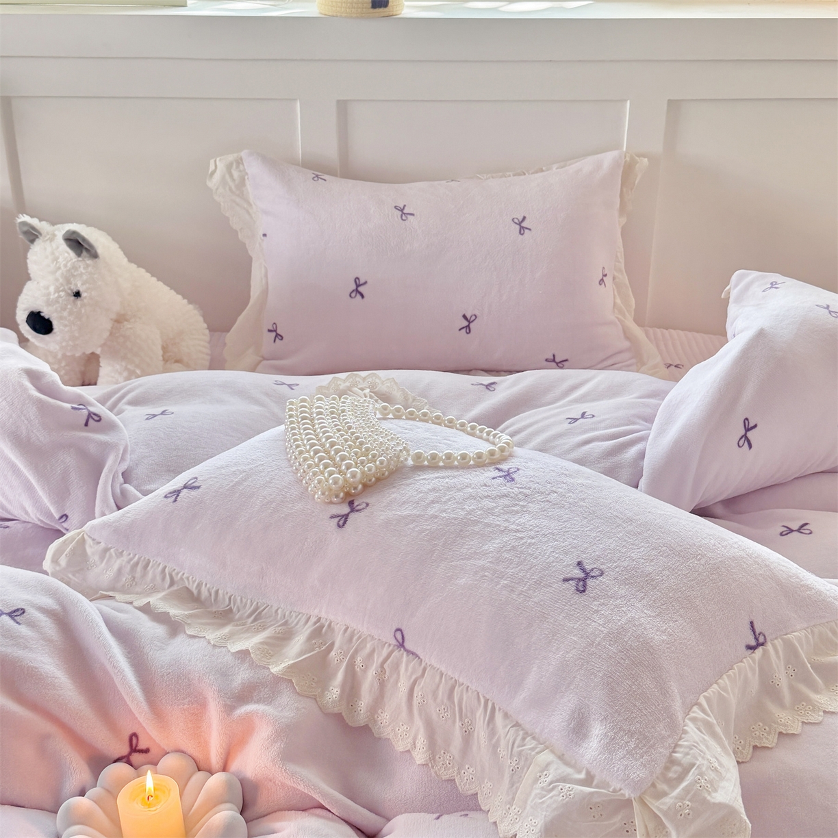 91家纺网 家纺一手货源 找家纺 欧尚 2025新款牛奶绒花边床盖四件套 仙女紫