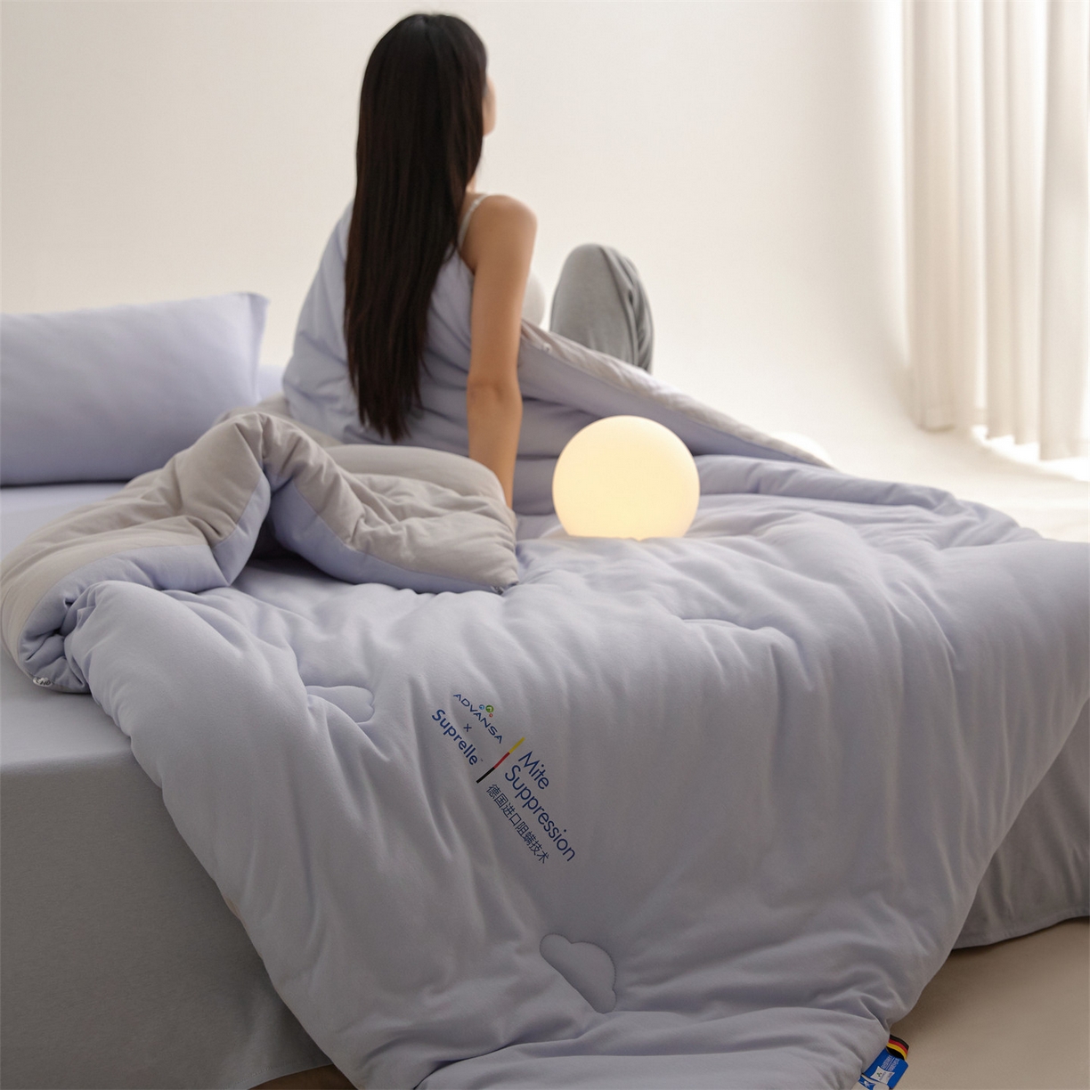 91家纺网 家纺一手货源 找家纺 头等舱 2025新款全棉A类针织 零压 深睡 德国ADVANSA 抗菌 100%阻螨低致敏秋冬被（模特图） 蓝莓糖霜