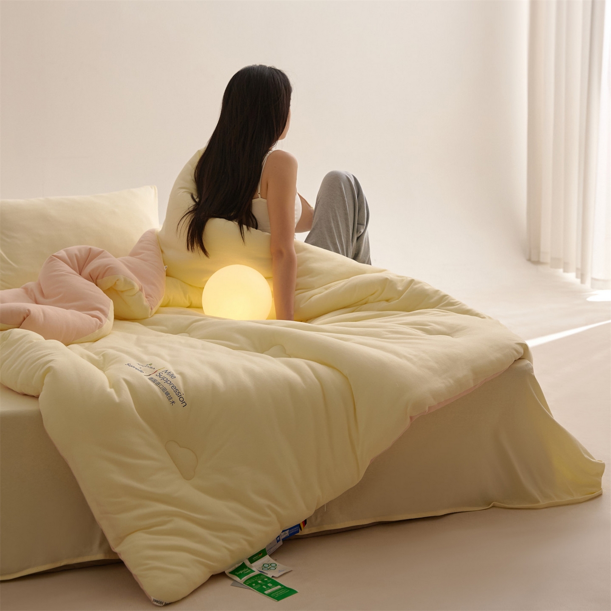 91家纺网 家纺一手货源 找家纺 头等舱 2025新款全棉A类针织 零压 深睡 德国ADVANSA 抗菌 100%阻螨低致敏秋冬被（模特图） 乳酪蜜桃