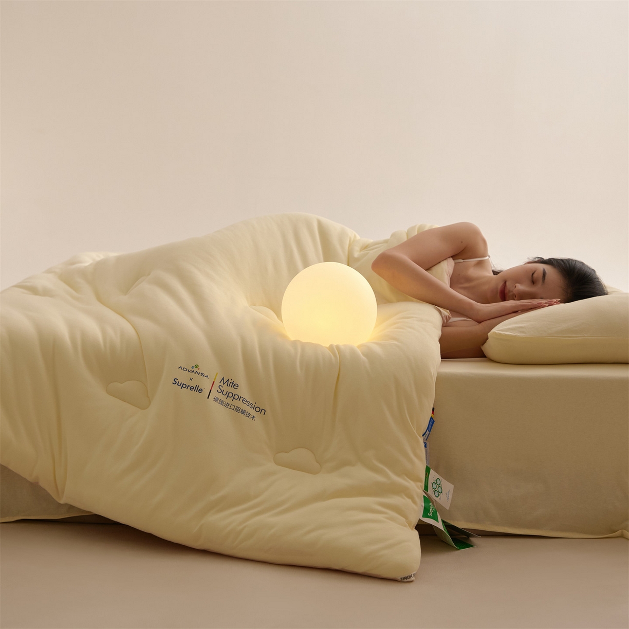 91家纺网 家纺一手货源 找家纺 头等舱 2025新款全棉A类针织 零压 深睡 德国ADVANSA 抗菌 100%阻螨低致敏秋冬被（模特图） 乳酪蜜桃