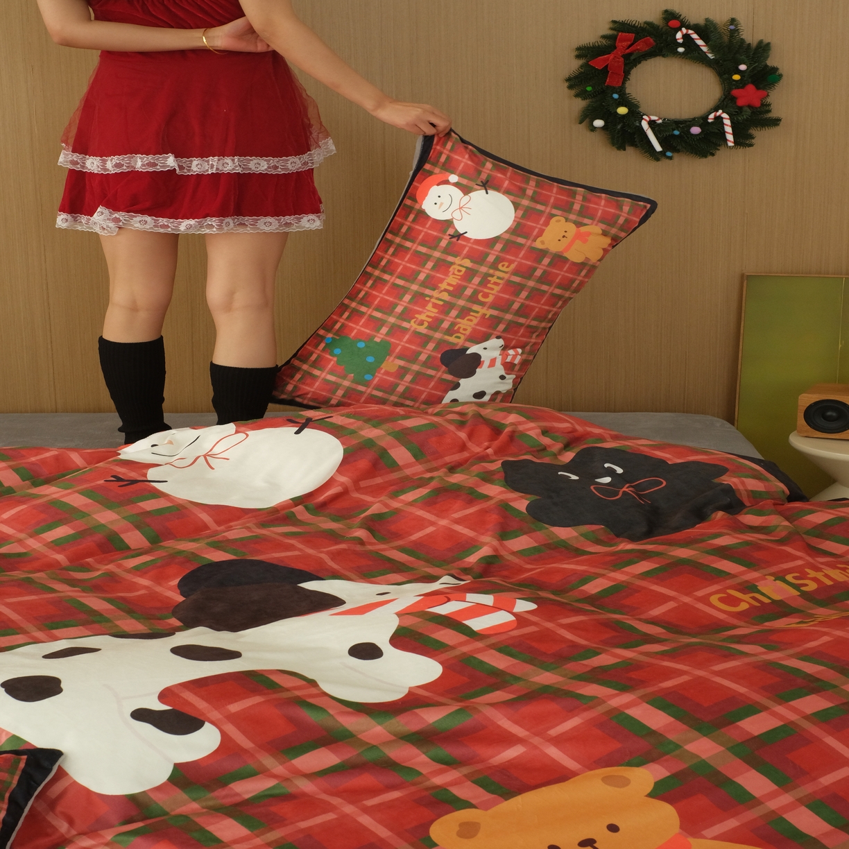 91家纺网 家纺一手货源 找家纺 （总）花沐家居 2025新款圣诞款牛奶绒四件套