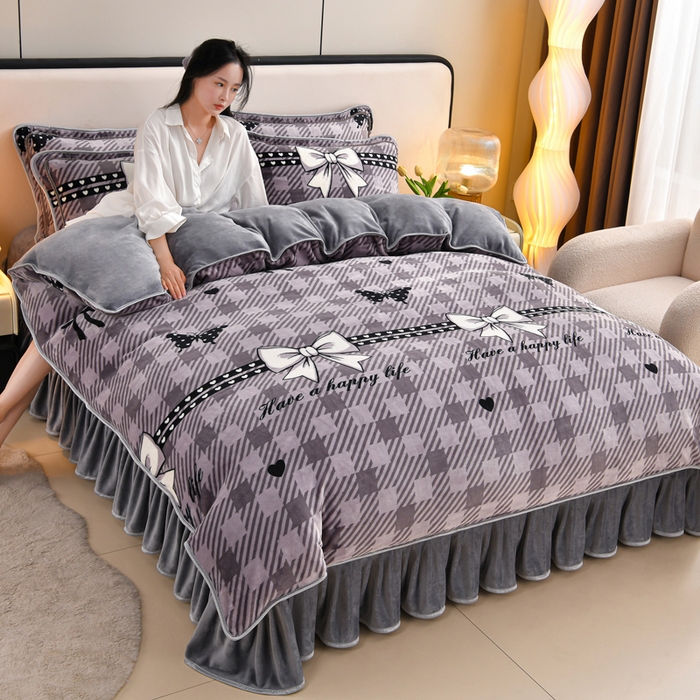 91家纺网 家纺一手货源 找家纺 新8.5-9.5斤法莱绒四件套珊瑚牛奶金貂绒四件套床裙 蝶影