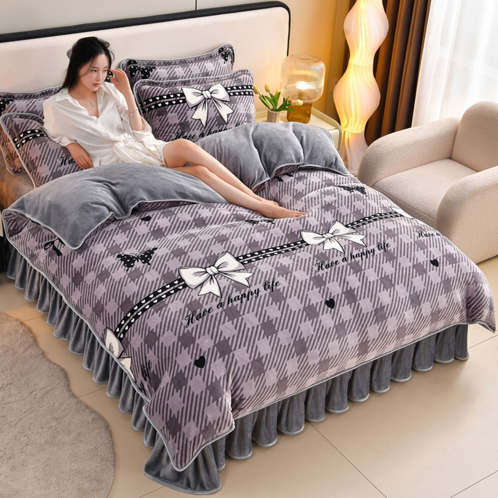 91家纺网 家纺一手货源 找家纺 新8.5-9.5斤法莱绒四件套珊瑚牛奶金貂绒四件套床裙 蝶影