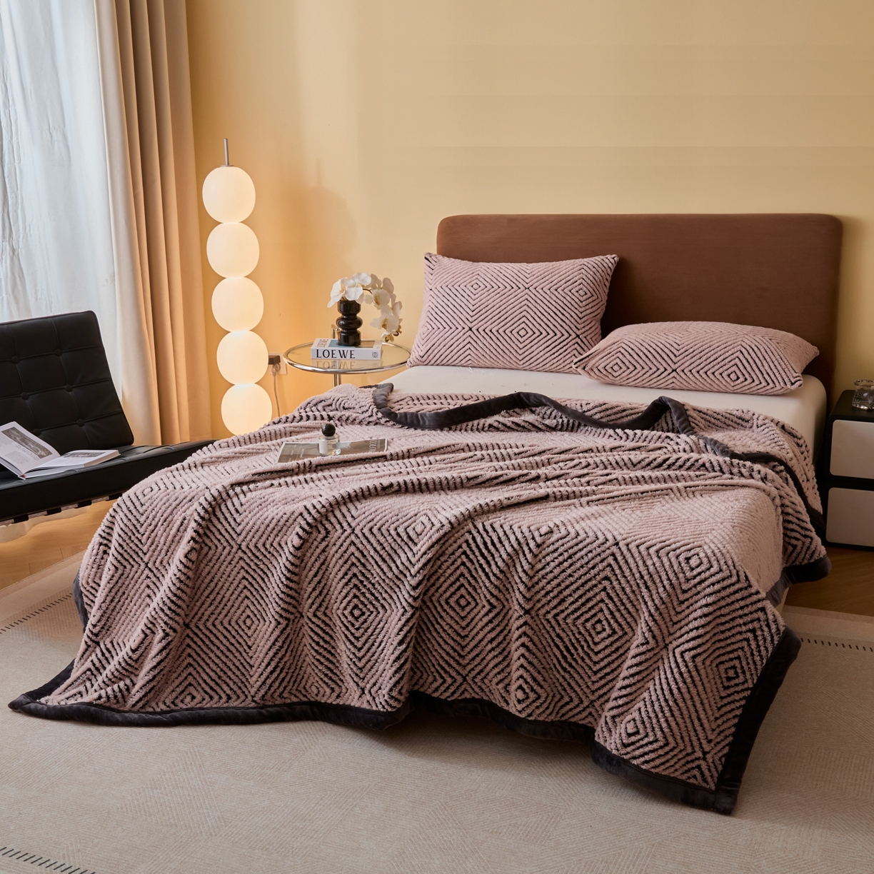 91家纺网 家纺一手货源 找家纺 欧邦 2025新款轻奢暖阳绒提花双面绒单层毯毯子 单层毯-海棠粉