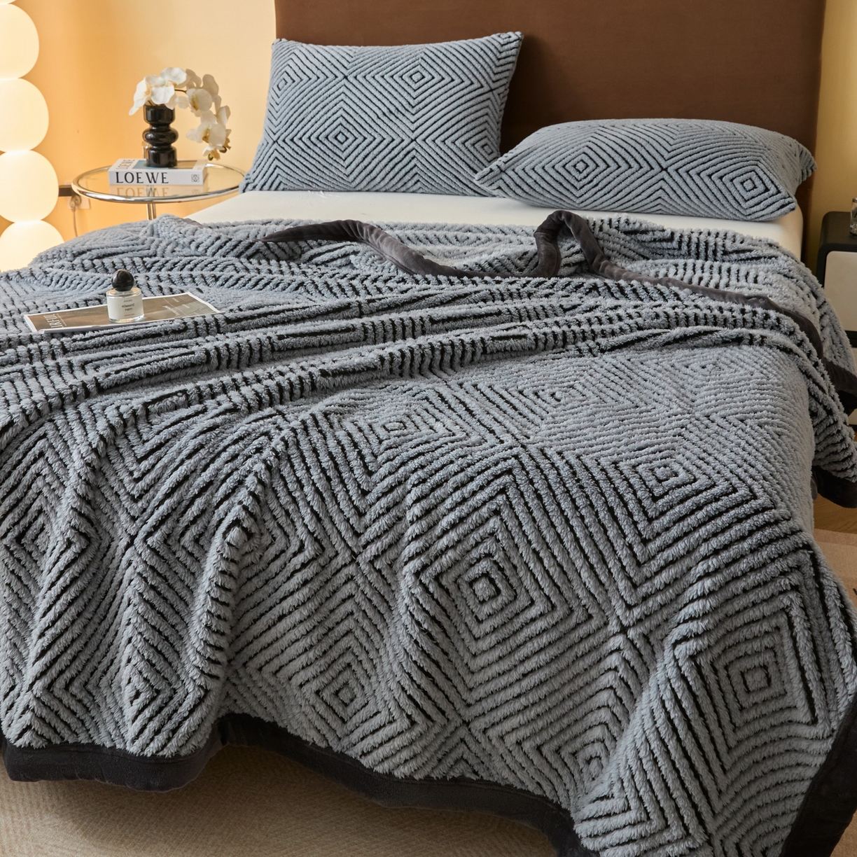 91家纺网 家纺一手货源 找家纺 欧邦 2025新款轻奢暖阳绒提花双面绒单层毯毯子 单层毯-苍穹蓝