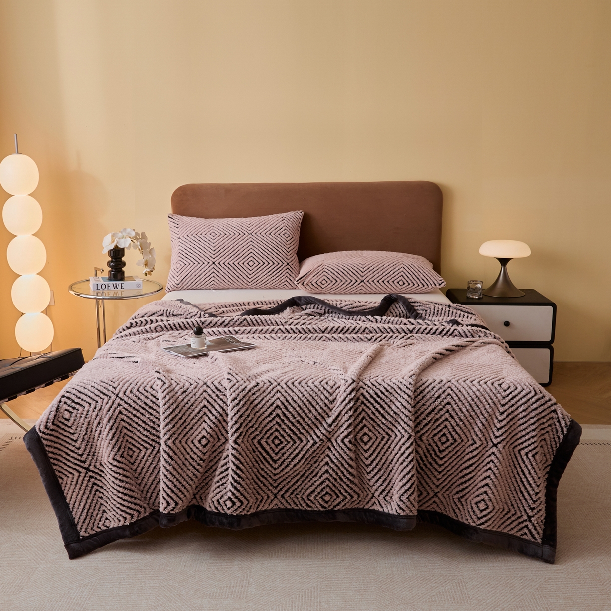 91家纺网 家纺一手货源 找家纺 欧邦 2025新款轻奢暖阳绒提花双面绒单层毯毯子 单层毯-海棠粉