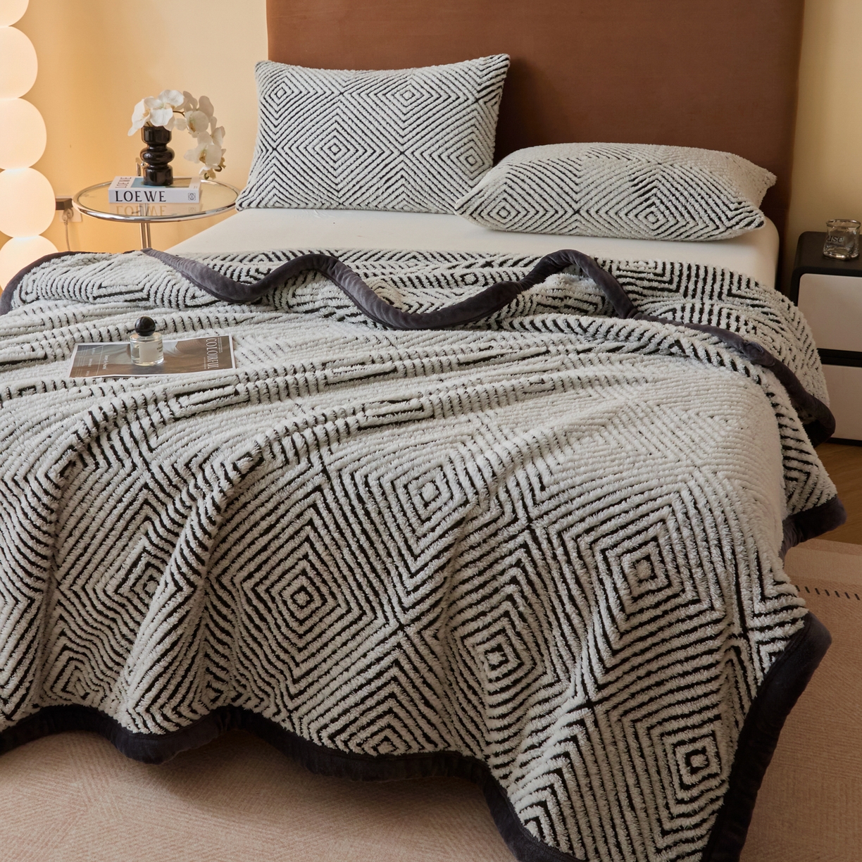 91家纺网 家纺一手货源 找家纺 欧邦 2025新款轻奢暖阳绒提花双面绒单层毯毯子 单层毯-初雪白