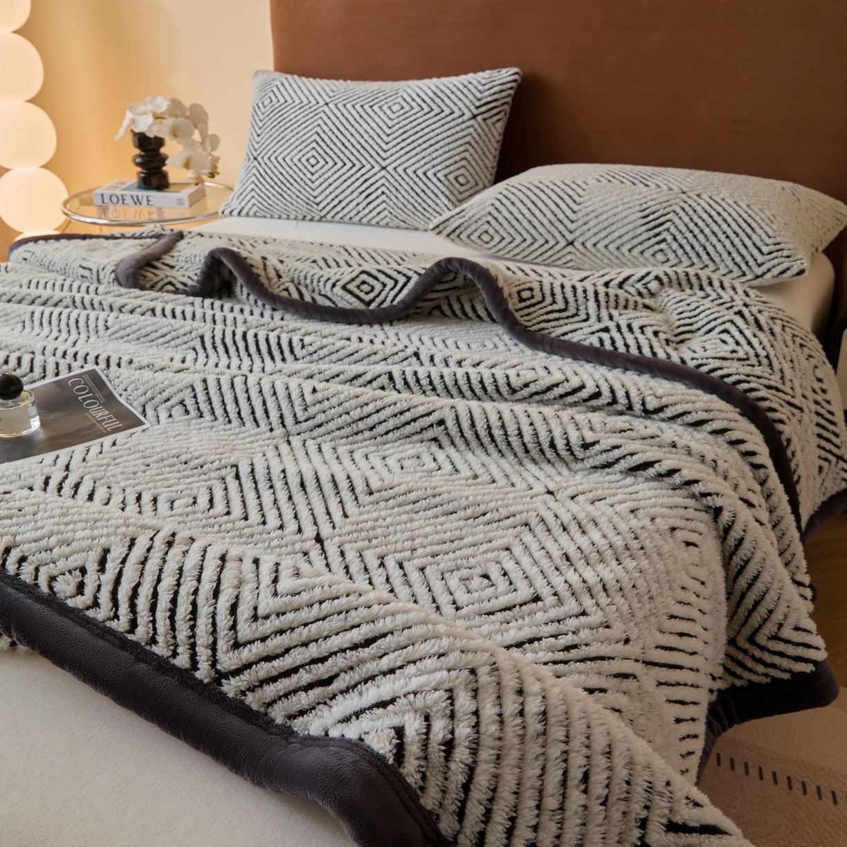 91家纺网 家纺一手货源 找家纺 欧邦 2025新款轻奢暖阳绒提花双面绒单层毯毯子 单层毯-初雪白