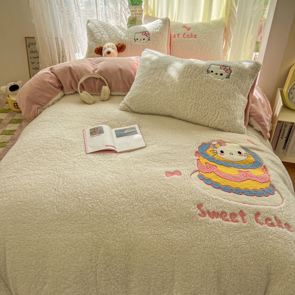 91家纺网 家纺一手货源 找家纺 颜选 2025新款卡通羊羔绒四件套 蛋糕猫