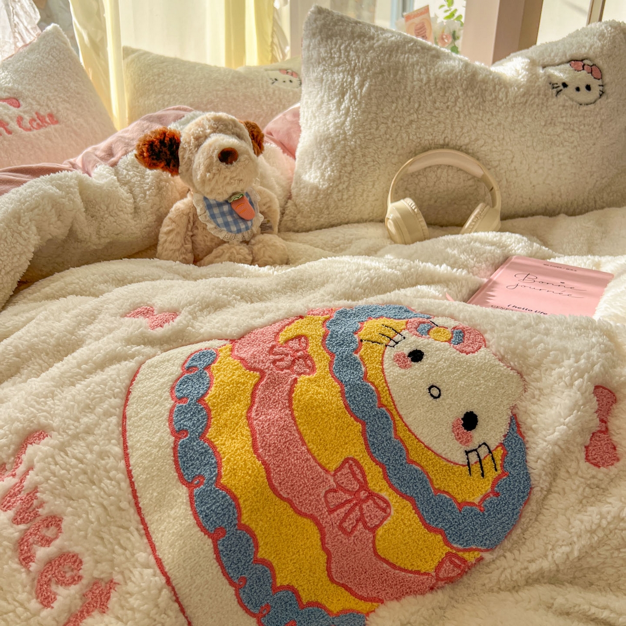 91家纺网 家纺一手货源 找家纺 颜选 2025新款卡通羊羔绒四件套 蛋糕猫