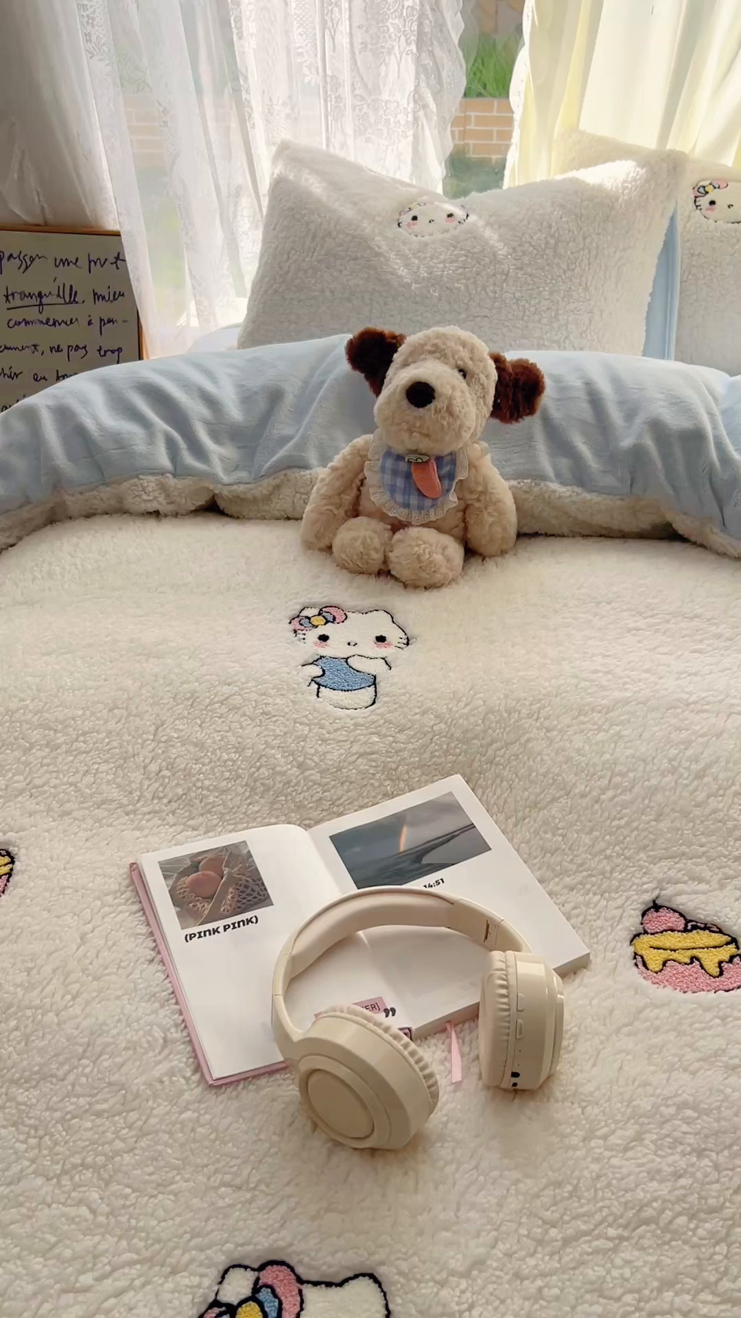 91家纺网 家纺一手货源 找家纺 颜选 2025新款卡通羊羔绒四件套 蝴蝶结猫