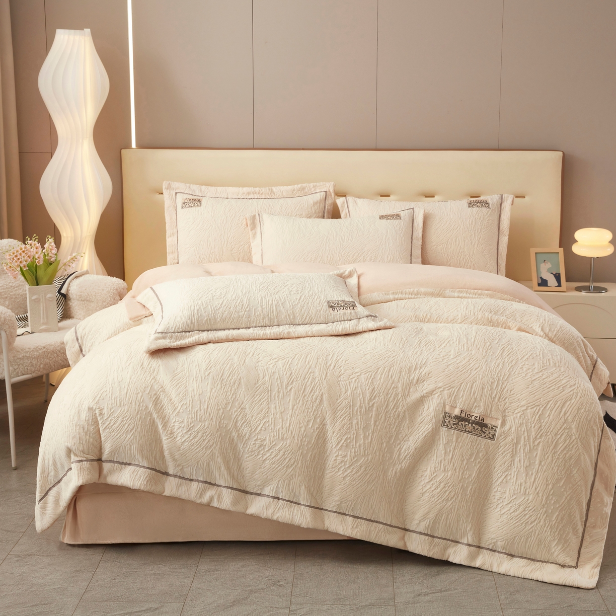 （总）苏木年华 2025新款雕花绒宽边四件套-烟雨星云