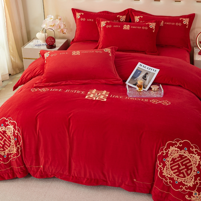 91家纺网 家纺一手货源 找家纺 （总）慕希家纺 2025新款婴儿绒婚庆刺绣四件套