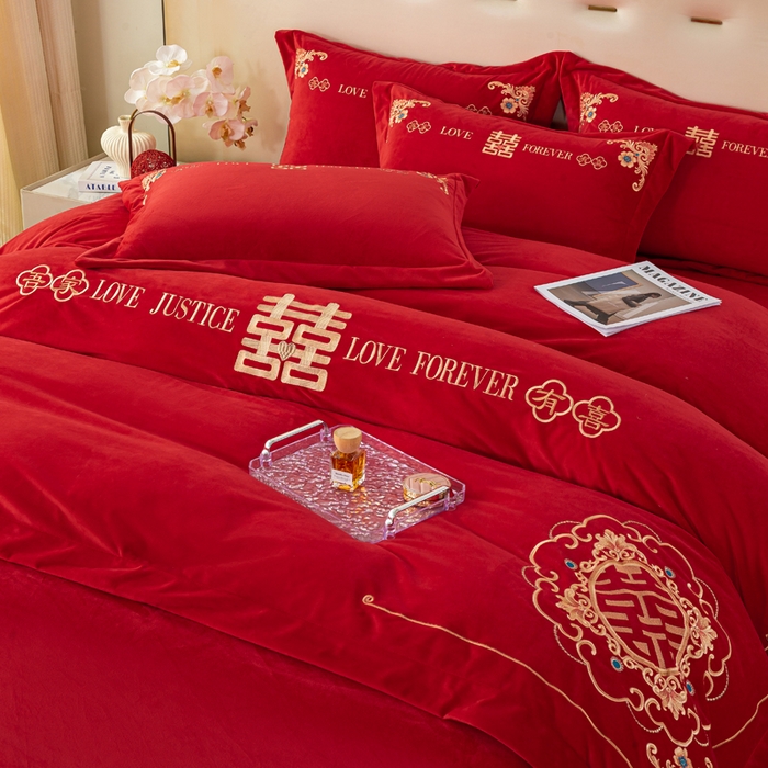 91家纺网 家纺一手货源 找家纺 （总）慕希家纺 2025新款婴儿绒婚庆刺绣四件套