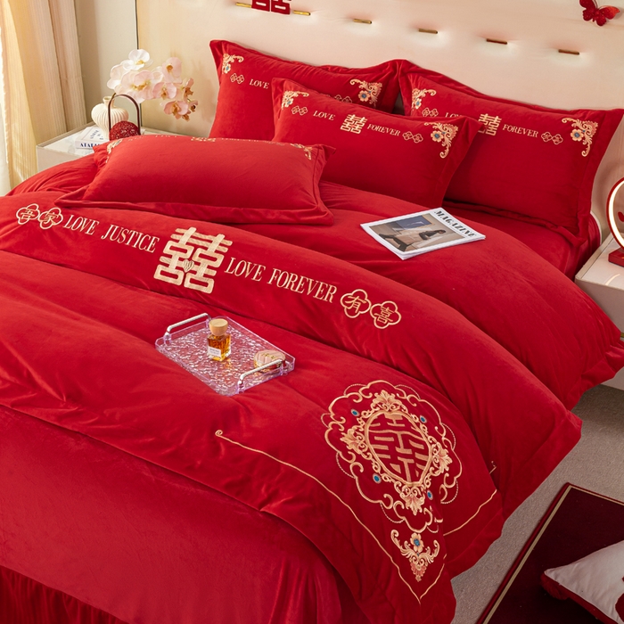 91家纺网 家纺一手货源 找家纺 （总）慕希家纺 2025新款婴儿绒婚庆刺绣四件套