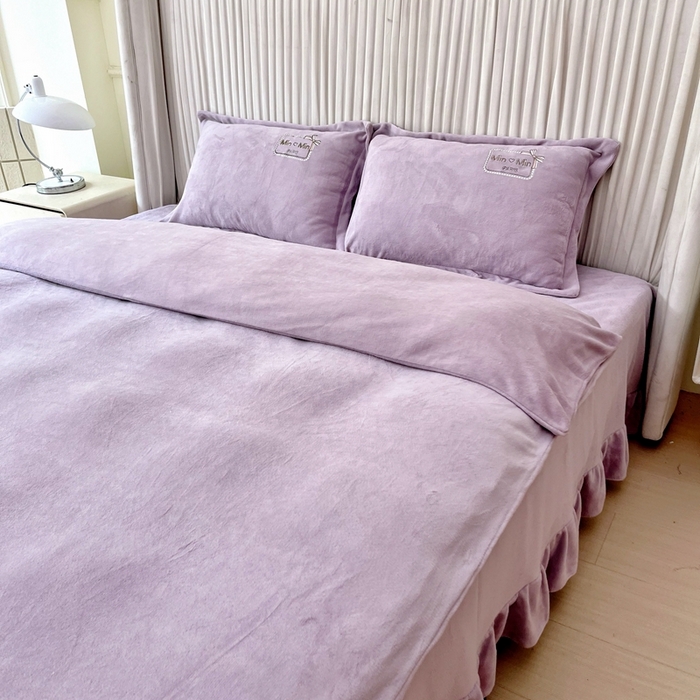 91家纺网 家纺一手货源 找家纺 梦纤绒 2025新款加厚牛奶绒绣花贴布绣宝宝绒精包装精品四件套-MinMin MinMin-紫色