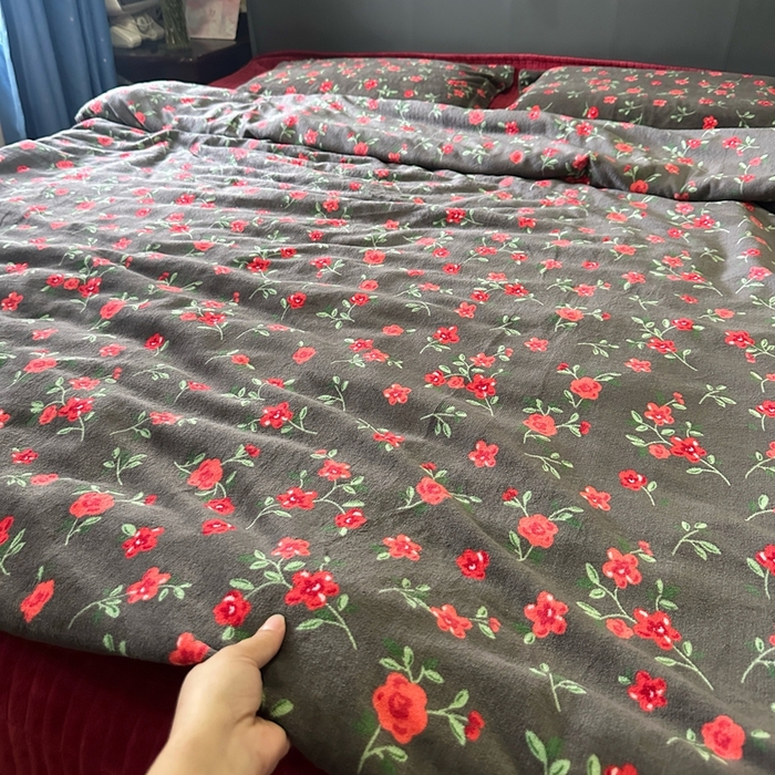 91家纺网 家纺一手货源 找家纺 （总）梦纤绒 2025新款亲肤舒适加厚印花牛奶绒床盖四件套