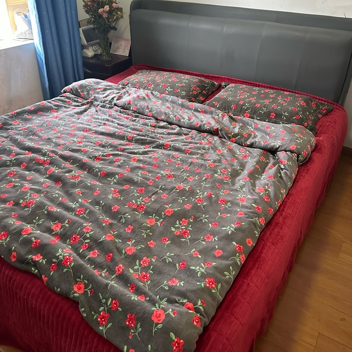 91家纺网 家纺一手货源 找家纺 （总）梦纤绒 2025新款亲肤舒适加厚印花牛奶绒床盖四件套