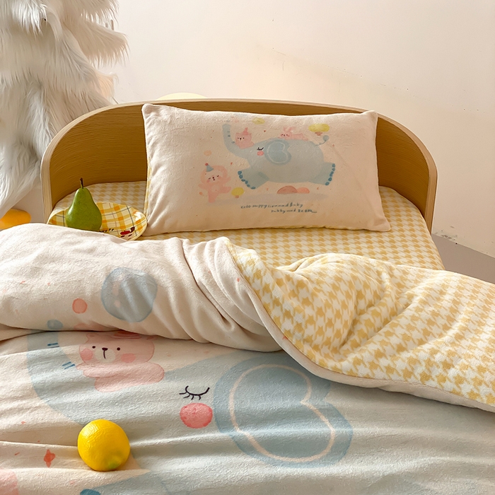 91家纺网 家纺一手货源 找家纺 （总）宝贝优选 2025新款A类卡通数码印幼儿园儿童牛奶绒套件