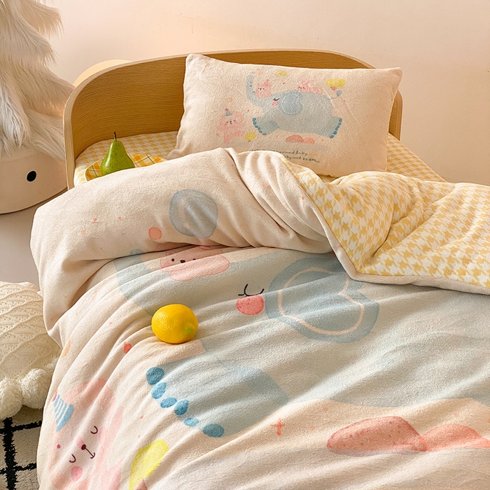 91家纺网 家纺一手货源 找家纺 （总）宝贝优选 2025新款A类卡通数码印幼儿园儿童牛奶绒套件