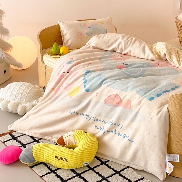 91家纺网 家纺一手货源 找家纺 （总）宝贝优选 2025新款A类卡通数码印幼儿园儿童牛奶绒套件