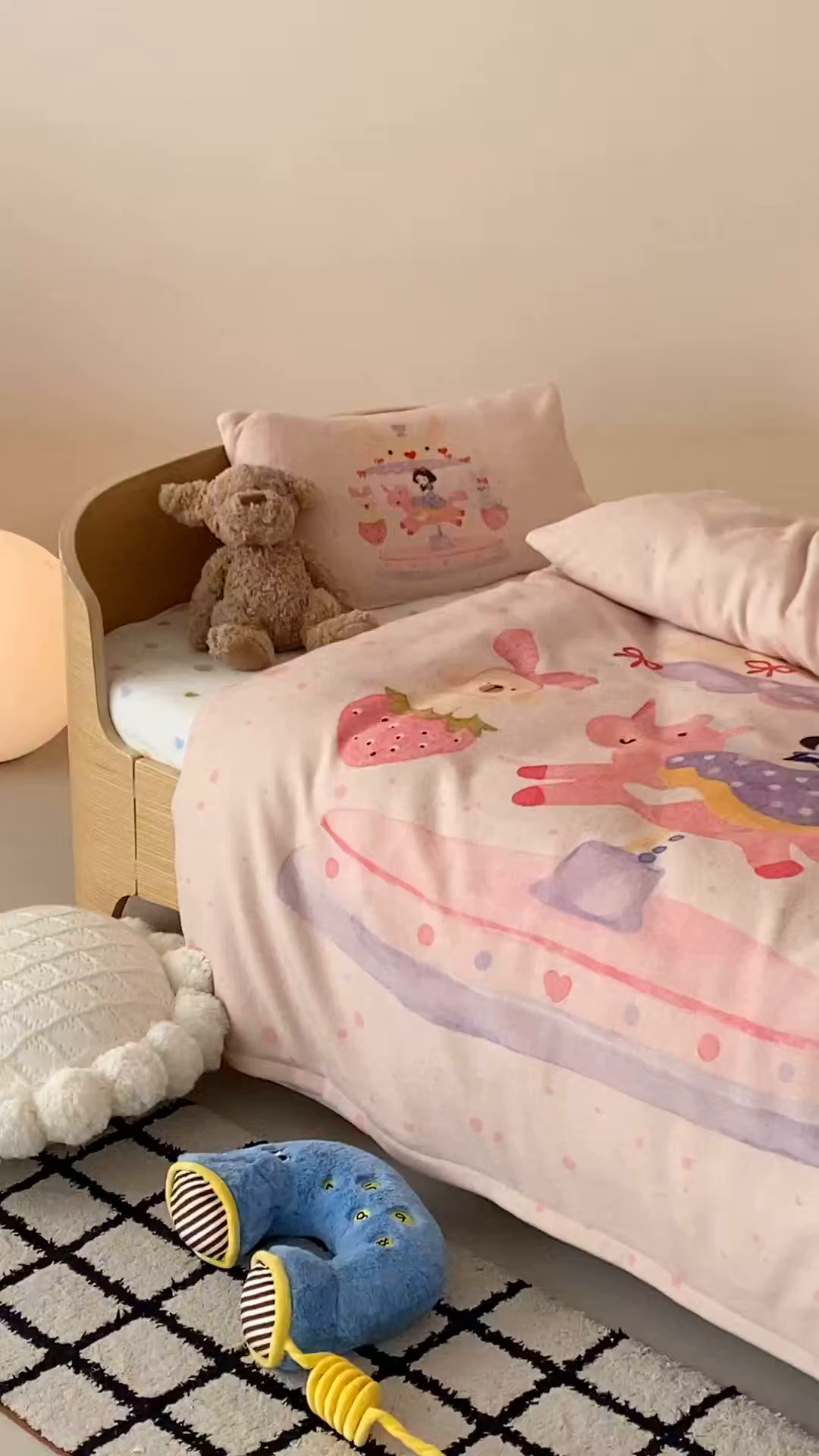 91家纺网 家纺一手货源 找家纺 宝贝优选 2025新款A类卡通数码印幼儿园儿童牛奶绒套件 木马公主