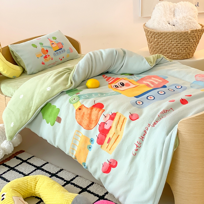 91家纺网 家纺一手货源 找家纺 宝贝优选 2025新款A类卡通数码印幼儿园儿童牛奶绒套件 生日挖掘机