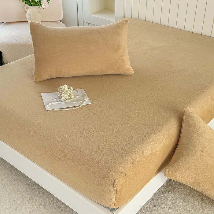 91家纺网 家纺一手货源 找家纺 十一家居 2025新款亲肤舒适高克重恒温亲肤舒适牛奶绒单件床笠单品床笠单床笠系列 浅卡其