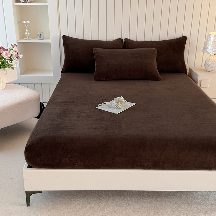 91家纺网 家纺一手货源 找家纺 十一家居 2025新款亲肤舒适高克重恒温亲肤舒适牛奶绒单件床笠单品床笠单床笠系列 可可棕