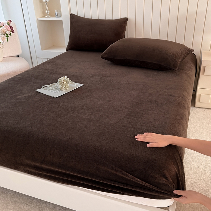 91家纺网 家纺一手货源 找家纺 十一家居 2025新款亲肤舒适高克重恒温亲肤舒适牛奶绒单件床笠单品床笠单床笠系列 可可棕