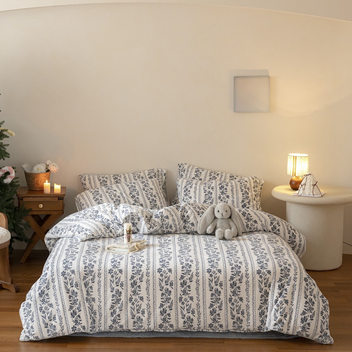 91家纺网 家纺一手货源 找家纺 （总）时光里 2025新款230克印花牛奶绒系列四件套