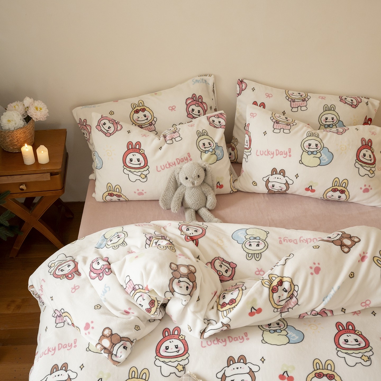 91家纺网 家纺一手货源 找家纺 时光里 2025新款230克印花牛奶绒系列四件套 拉布