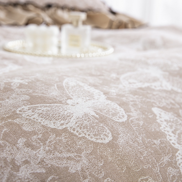 91家纺网 家纺一手货源 找家纺 鲁爱家纺供货 2025新款韩版色织提花四件套 梦蝶-浅咖