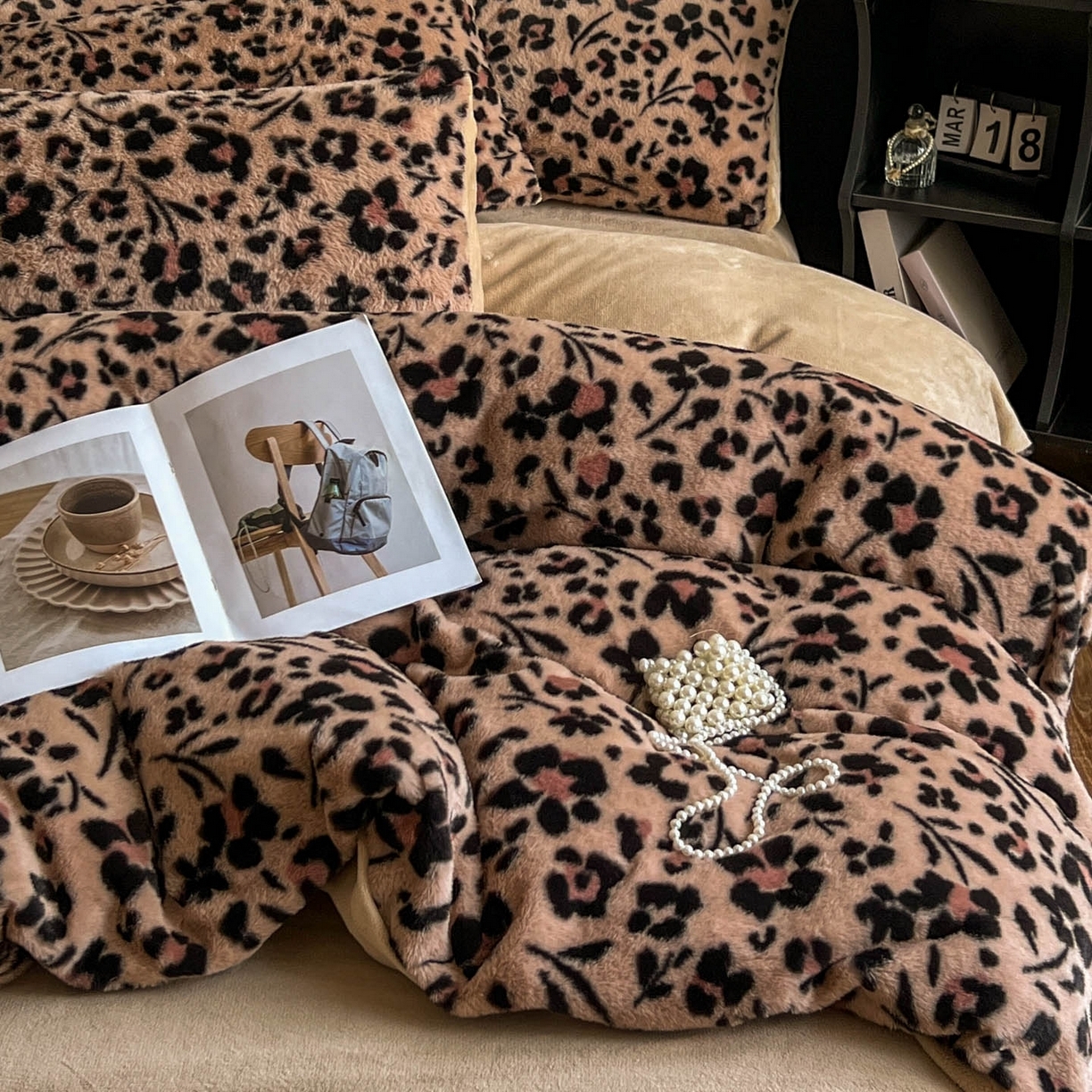 91家纺网 家纺一手货源 找家纺 （总）满座家居 2025新款高克重兔毛绒保暖印花四件套