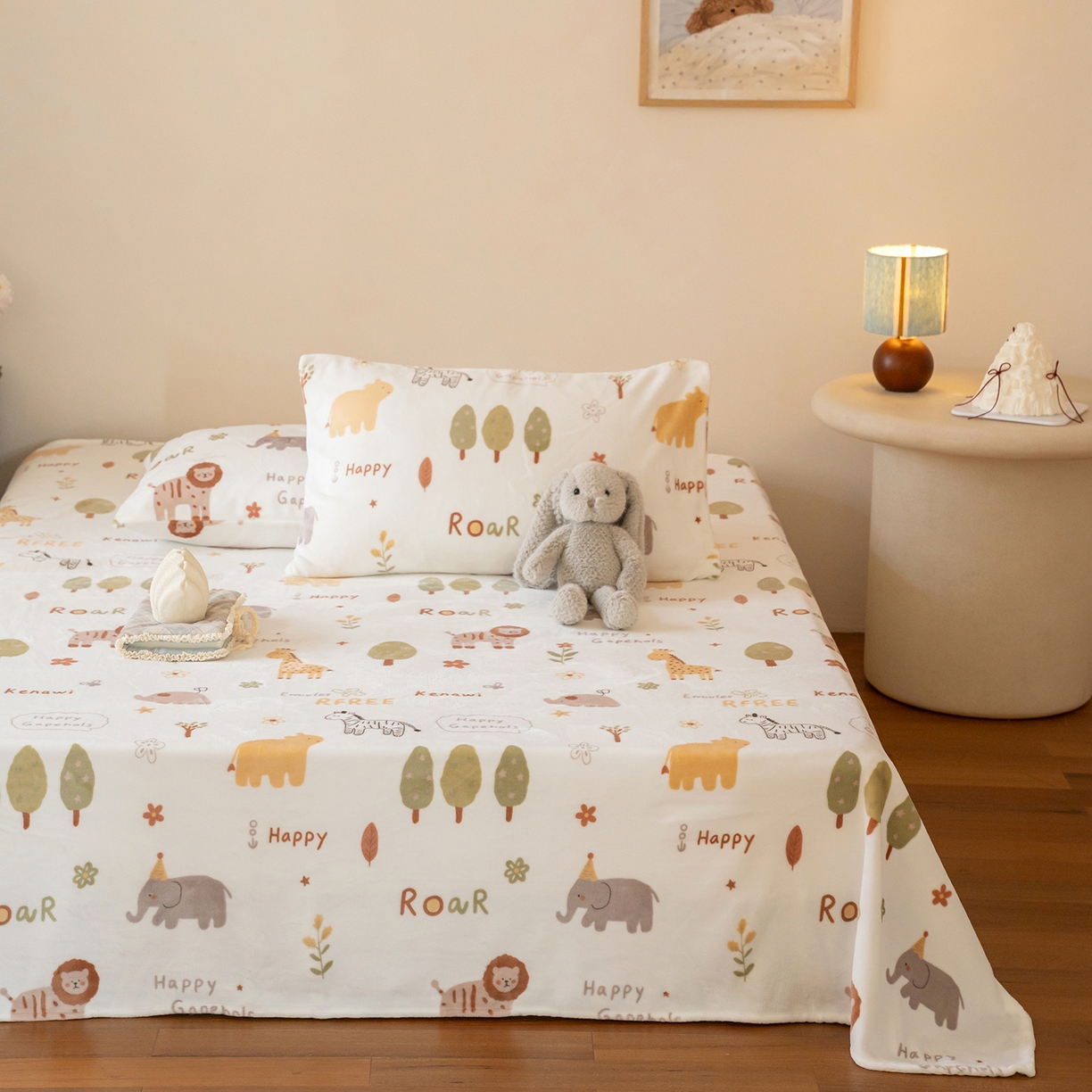 91家纺网 家纺一手货源 找家纺 （总）时光里 2025新款230克印花牛奶绒系列单床单