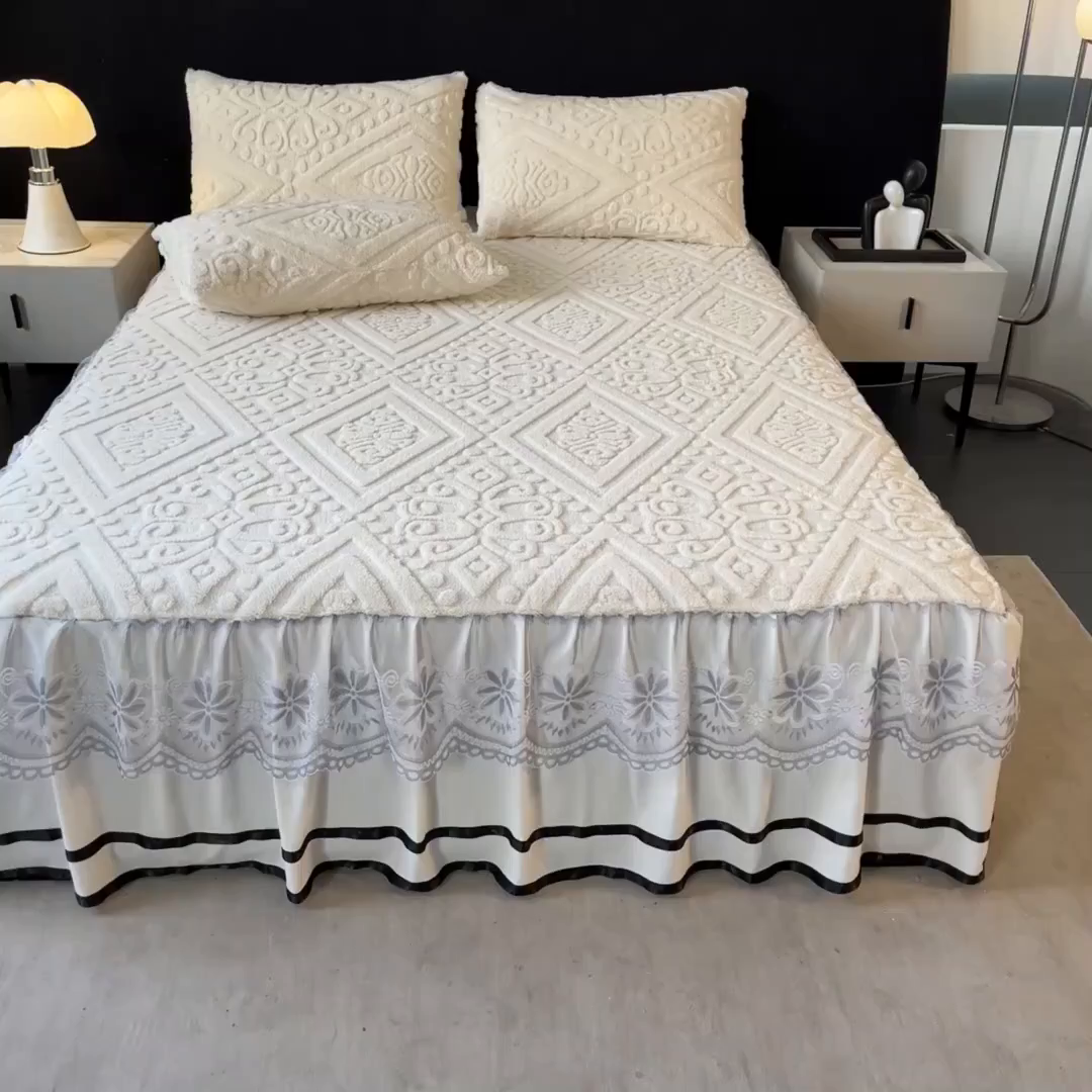 91家纺网 家纺一手货源 找家纺 米瑞娜 2025新款塔芙绒床裙三件套雕花绒蕾丝跨境单床裙外贸现货尺寸齐全 欧式床裙-白色