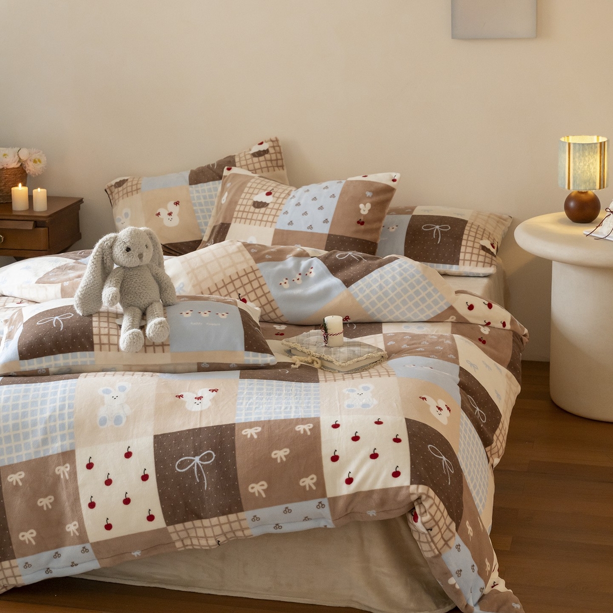 91家纺网 家纺一手货源 找家纺 （总）时光里 2025新款230克印花牛奶绒系列单被套