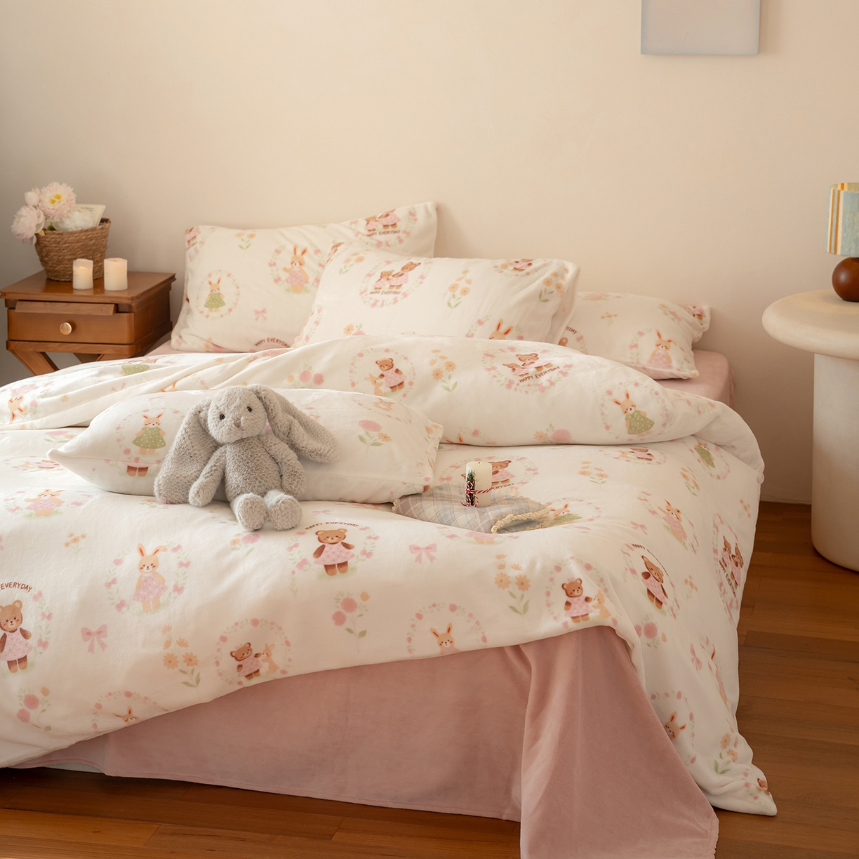 91家纺网 家纺一手货源 找家纺 （总）时光里 2025新款230克印花牛奶绒系列单被套